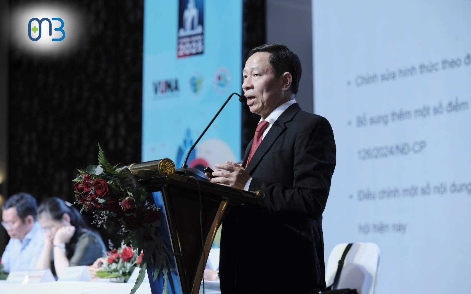 Các bài giảng của các chuyên gia được được trình bày tại hội nghị